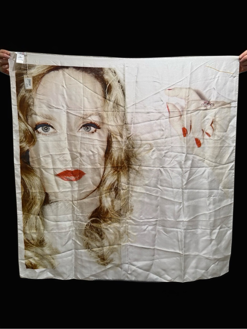 Maje Paris Silk Scarf Blonde Woman Lipstick Portrait Large Graphic Print Red New